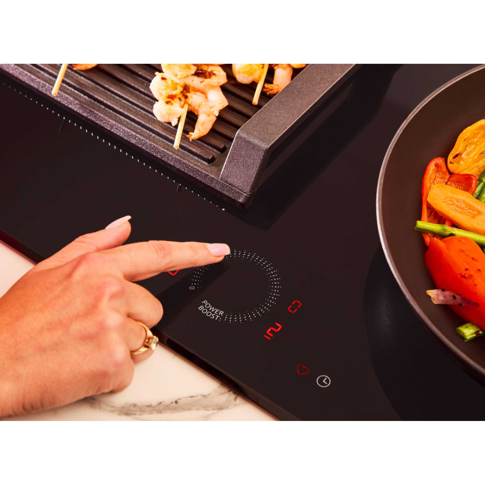NEFF N70 T56FHS1L0 60cm Induction Hob, 4 Zones, CombiZone, Black | 60cm Induction Hob, Twist Touch, 17 power levels, Home Connect, Favourite Button, Hob Hood Control, Smart Hood Automatic - Image 5
